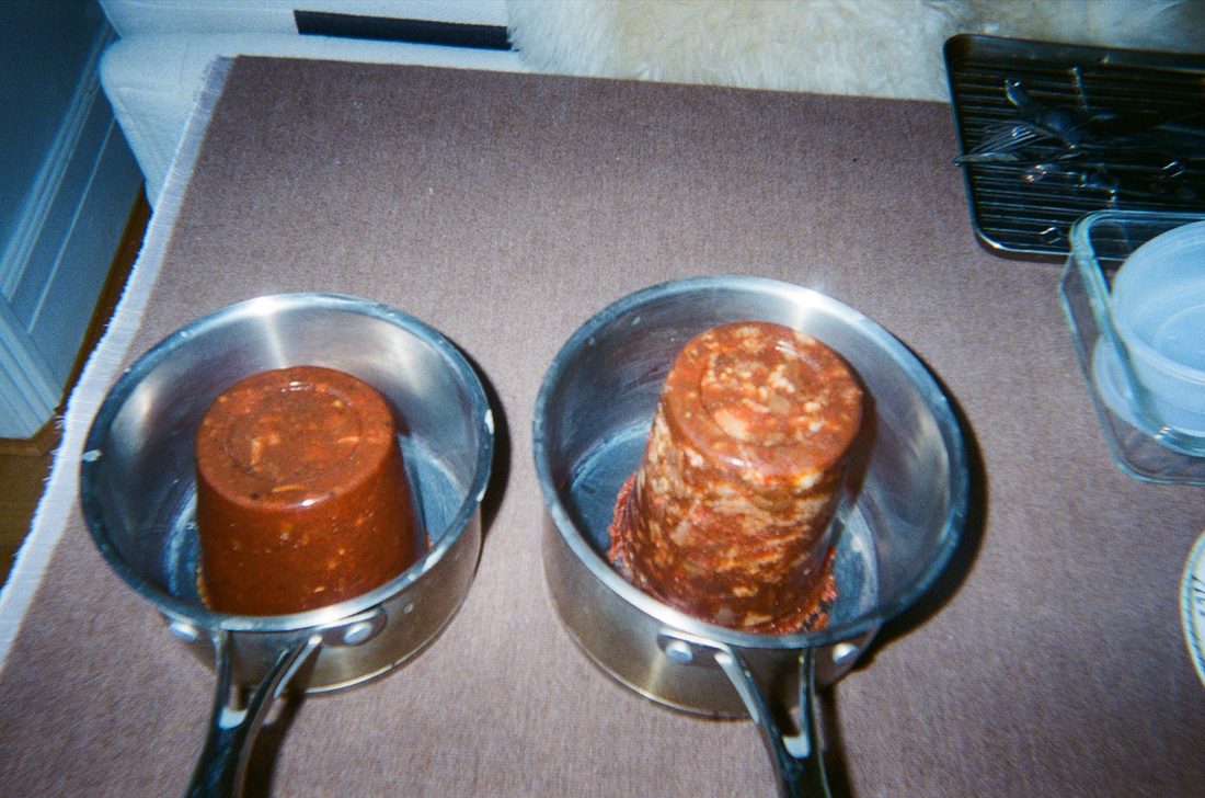 Prepared sauce tubs
